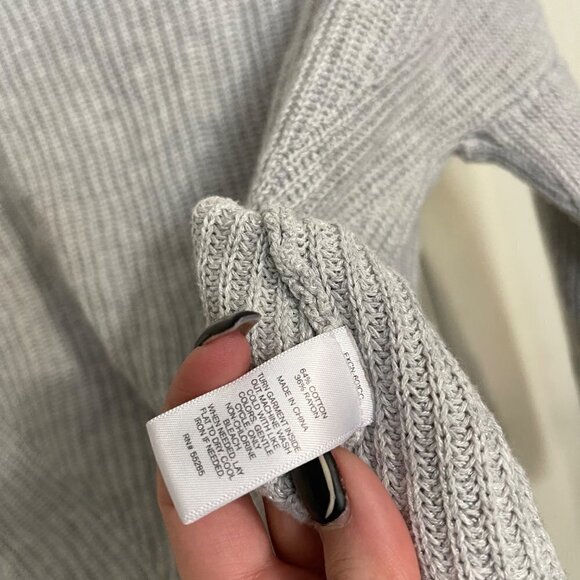 Express Womens Gray Knit Ribbed 3/4 Sleeve Cropped Cut Out Back Sweater Small - Picture 5 of 6